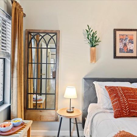 Artist'S Tower Townhome Just Renovated W Loft Gainesville Zewnętrze zdjęcie