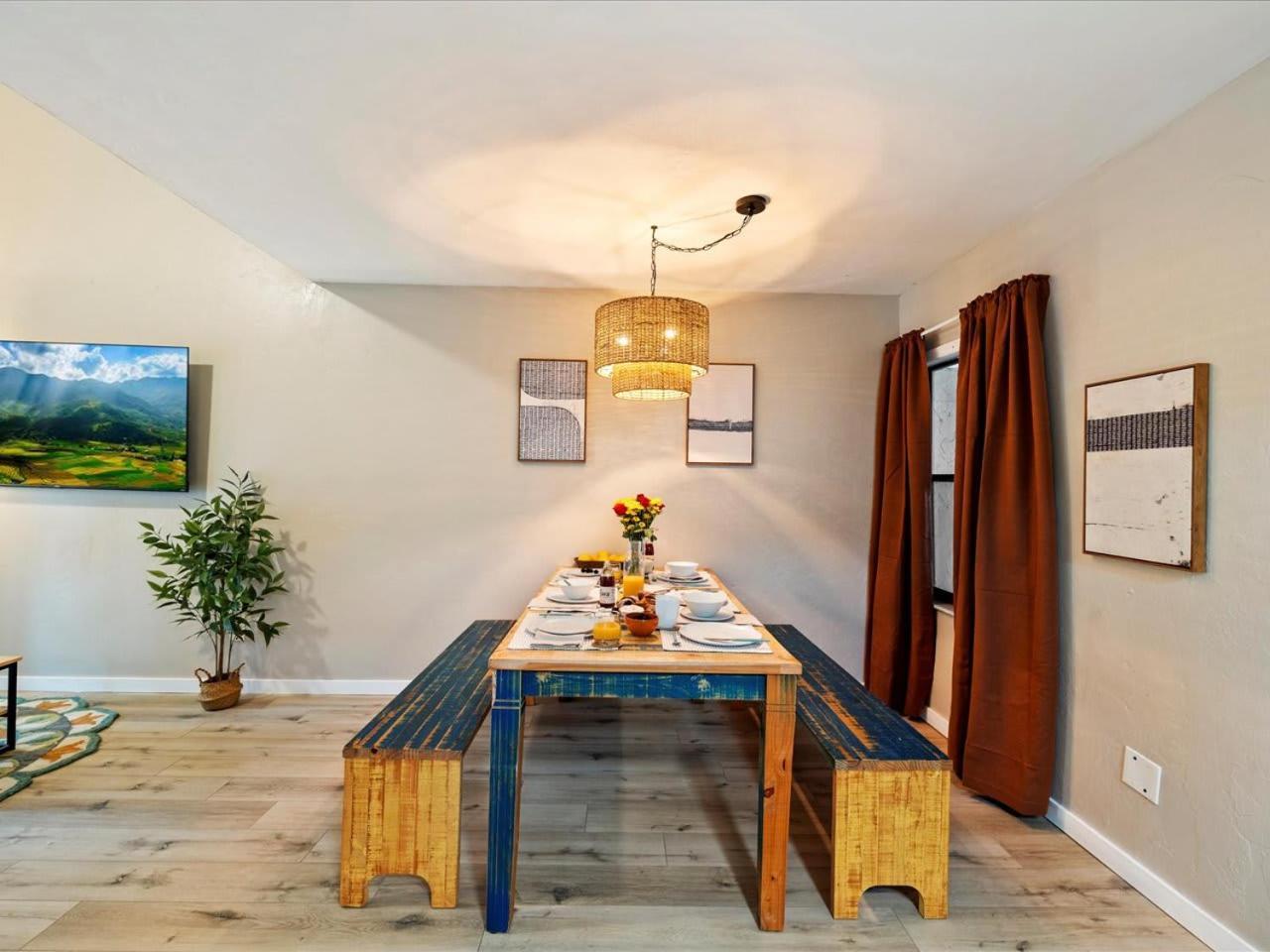 Artist'S Tower Townhome Just Renovated W Loft Gainesville Zewnętrze zdjęcie